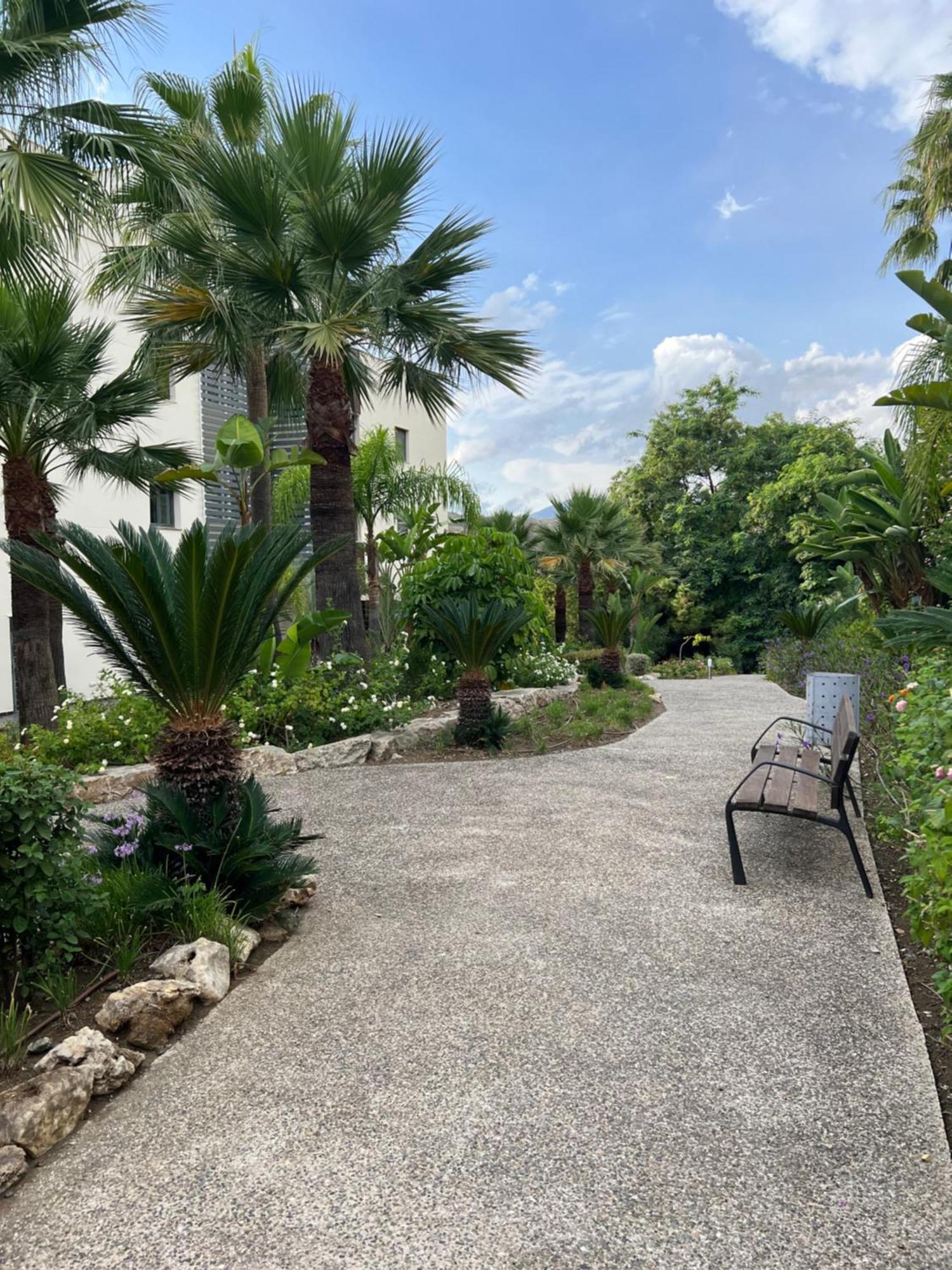 Amazing Two Bedroom Apartment In Los Flamingos, Marbella Estepona Extérieur photo
