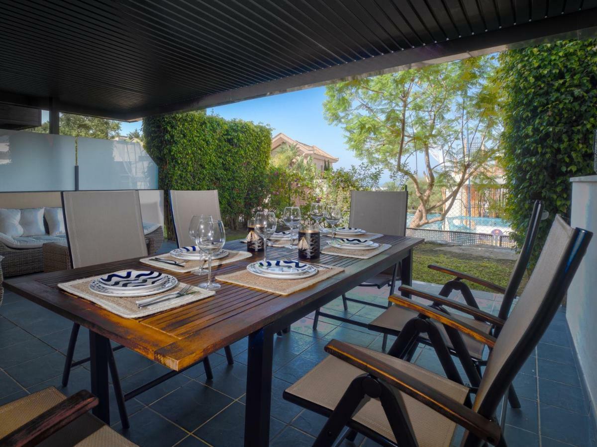 Amazing Two Bedroom Apartment In Los Flamingos, Marbella Estepona Extérieur photo